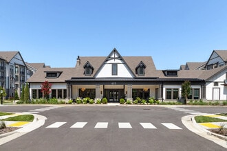 Harpeth Heights Apartments in Nashville, TN - Foto de edificio - Building Photo