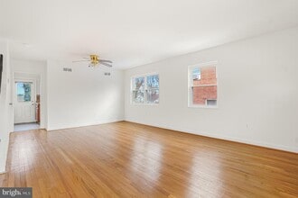 6212 Carters Ln in Riverdale Park, MD - Building Photo - Building Photo