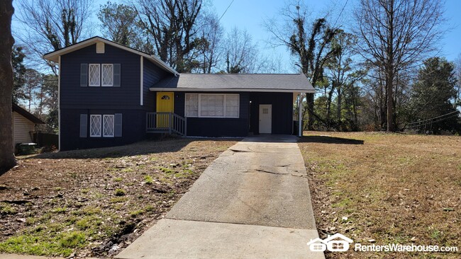 property at 131 Oak Dr SW