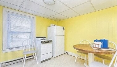 445 Bryarly Rd in Winchester, VA - Building Photo - Building Photo