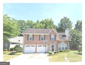 305 Carriage Chase in Fayetteville, GA - Building Photo - Building Photo