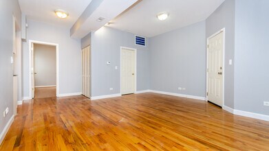 1147 E 61st St in Chicago, IL - Building Photo - Building Photo
