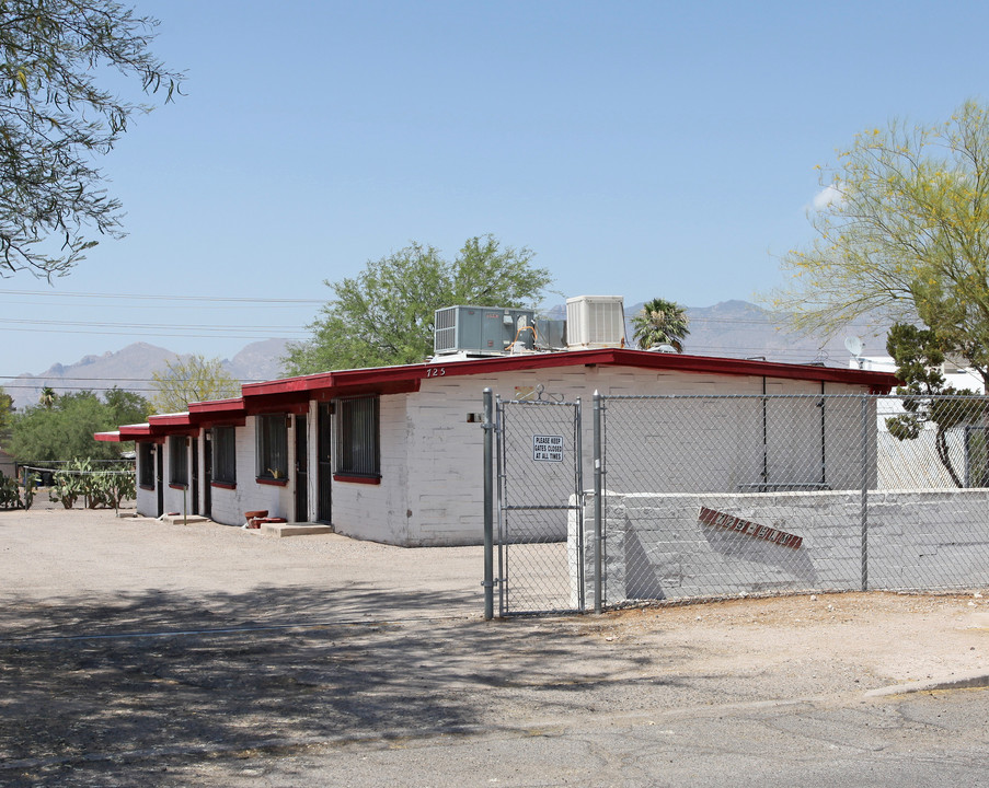 725 E Elm St in Tucson, AZ - Building Photo