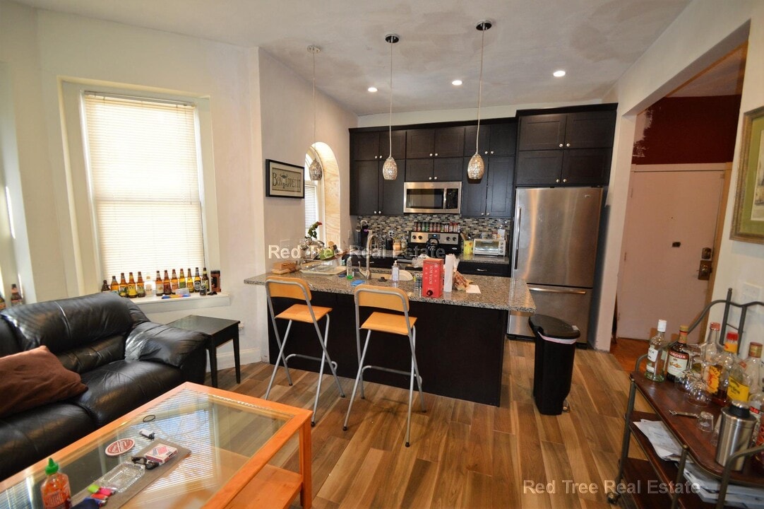 25 Chester St, Unit 1 in Boston, MA - Building Photo