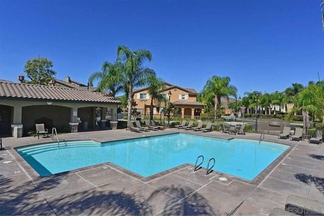 10470 Hollingsworth Way in San Diego, CA - Building Photo - Building Photo