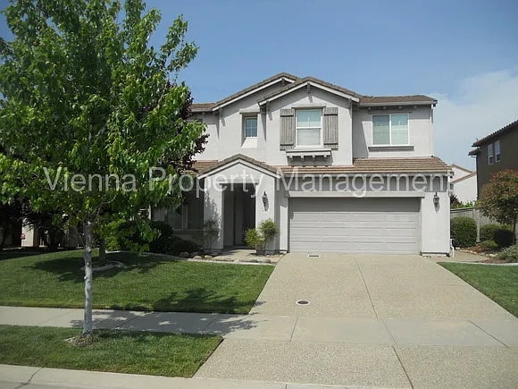 property at 6768 Maple Creek Dr