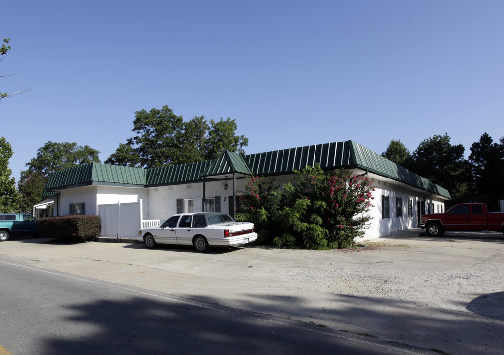 428 W Locust St in Cabot, AR - Building Photo