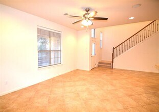 11400 W Parmer Ln in Cedar Park, TX - Foto de edificio - Building Photo