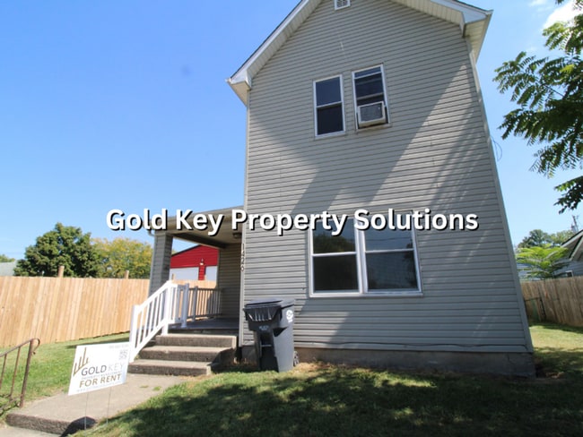 1426 Walnut St in Anderson, IN - Building Photo - Building Photo