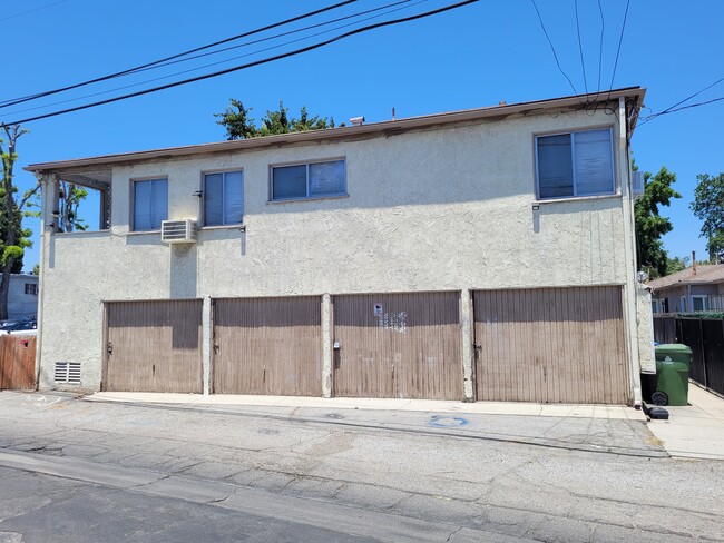 14620 Moorpark St in Sherman Oaks, CA - Building Photo - Building Photo