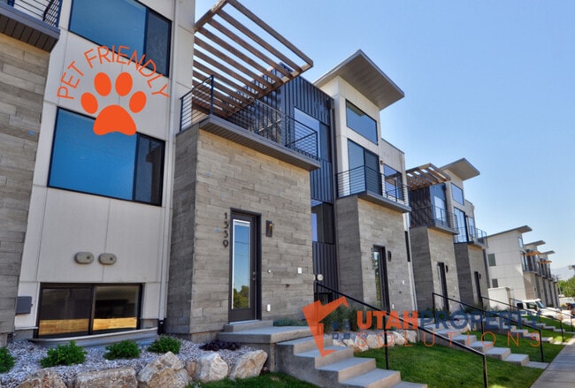 1559 E Talo Ct