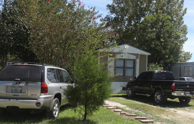 204 Snipe Rd in Lafayette, LA - Foto de edificio - Building Photo