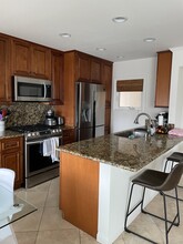 1108 W Balboa Blvd, Unit C in Newport Beach, CA - Foto de edificio - Building Photo
