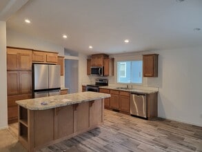 418 W Queen Ave in Pe Ell, WA - Building Photo - Building Photo