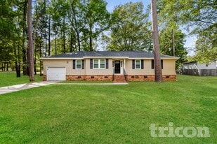 208 Southampton Dr in Irmo, SC - Building Photo