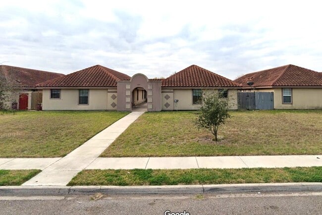 207 S Ridge Ln, Unit 3