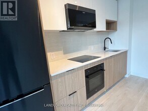 5 Defries St in Toronto, ON - Building Photo - Building Photo