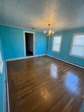 74 Otis St, Unit 2R in Cambridge, MA - Building Photo - Building Photo