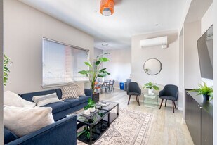 1428 SE 19th Ave, Unit SI ID1612019P in Portland, OR - Building Photo