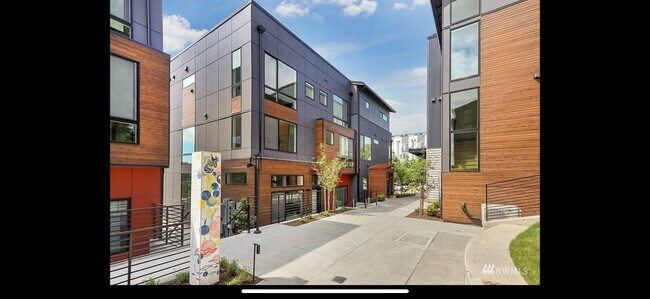 property at 2029 25th Ave S