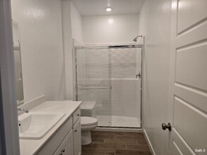 2345 N Argyle Ave in Clovis, CA - Building Photo - Building Photo