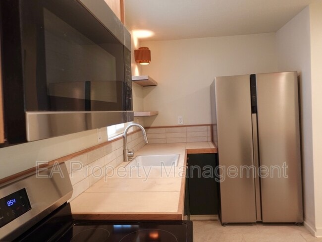 property at 2613 San Pablo St NE
