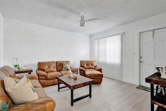 2340 NE 9th St in Fort Lauderdale, FL - Building Photo - Building Photo