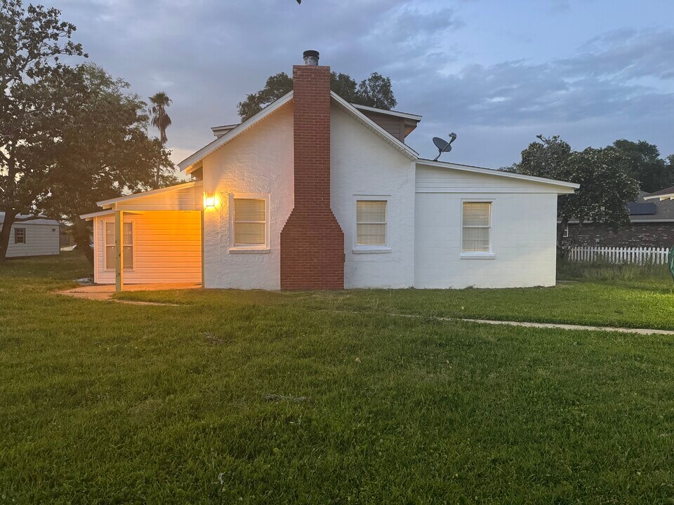 5926 Saufley Pines Rd in Pensacola, FL - Building Photo