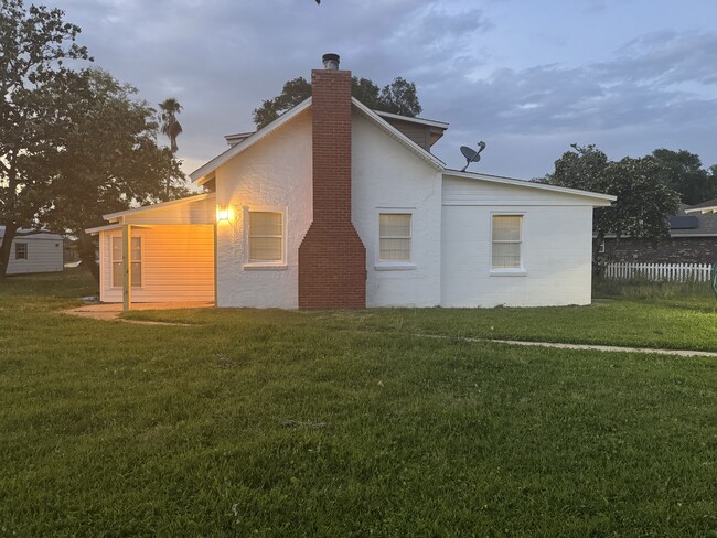 property at 5926 Saufley Pines Rd