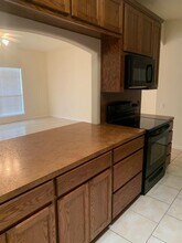 21102 Santa Ana Cove in Lago Vista, TX - Building Photo - Building Photo