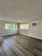 509 S 4th St in Selah, WA - Building Photo - Building Photo