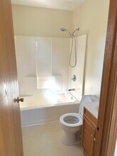 1 Frankie Ln in Elkview, WV - Building Photo - Building Photo