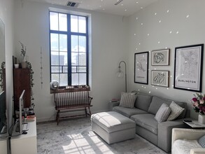 1601 Spring Garden St in Philadelphia, PA - Building Photo - Building Photo