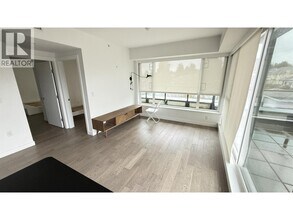 7828 Granville St in Vancouver, BC - Building Photo - Building Photo