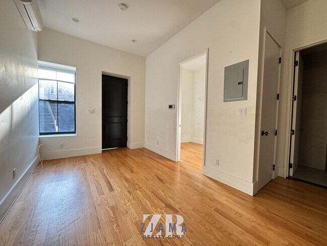 property at 1520 St Johns Pl