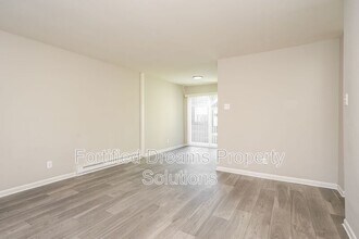 900 Lowdermilk St in Greensboro, NC - Foto de edificio - Building Photo