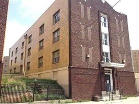 Jones Street Studios in Omaha, NE - Foto de edificio - Building Photo