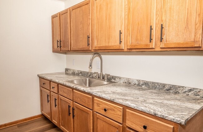 107 Walnut St in Baraboo, WI - Building Photo - Building Photo