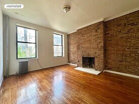 405 E 77th St in New York, NY - Building Photo