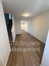 47 Brookbay Way in Sacramento, CA - Building Photo - Building Photo