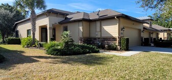 1028 Kilkenny Ln in Ormond Beach, FL - Building Photo
