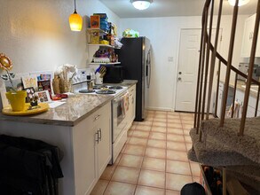 91 Haku Pl in Lahaina, HI - Building Photo - Building Photo