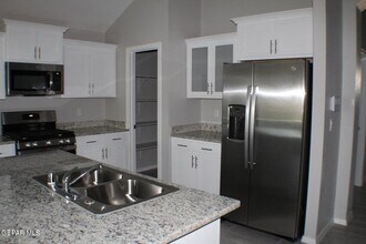 1014 Rebeca Wy in Socorro, TX - Building Photo - Building Photo