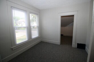 1940 S 22nd St in Lincoln, NE - Building Photo - Building Photo