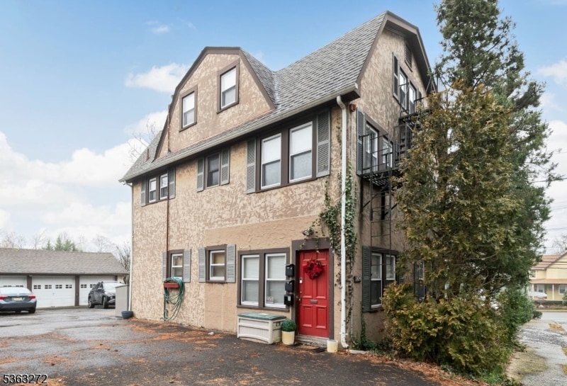 265 Glen Ave in Midland Park, NJ - Building Photo