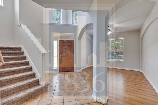 10013 Mount Rainier Dr in Austin, TX - Building Photo - Building Photo