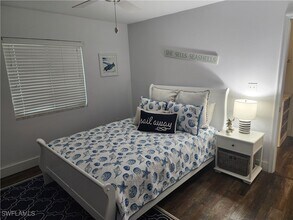 220 Timber Lake Cir in Naples, FL - Building Photo - Building Photo