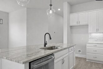 125 Cibolo Crk Lp in Bastrop, TX - Building Photo - Building Photo