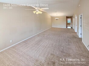 1408 Southern Gardens Dr in Tuscaloosa, AL - Building Photo - Building Photo