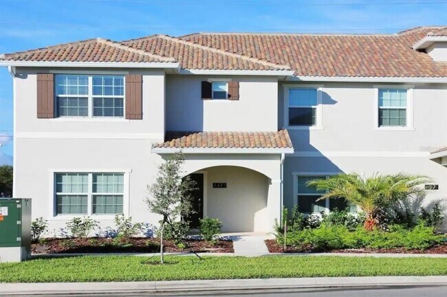 property at 4973 Windermere Ave